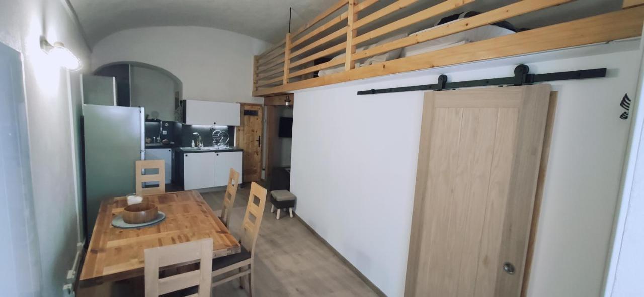Joli studio mezzanine, à 2 pas de la plage Menton Extérieur photo